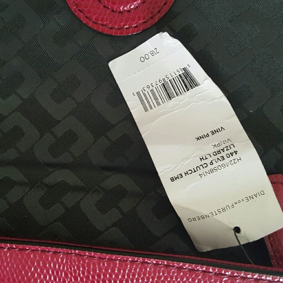 Diane Von Furstenberg 440 Gallery Zip Out Clutch  Diane von furstenberg clutch