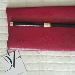 Diane von furstenberg clutch