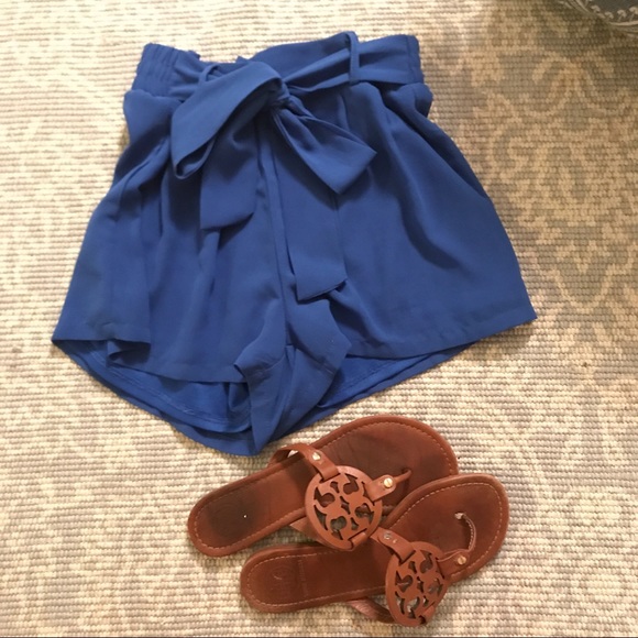 Cropped Tee - Picture 3 of 3