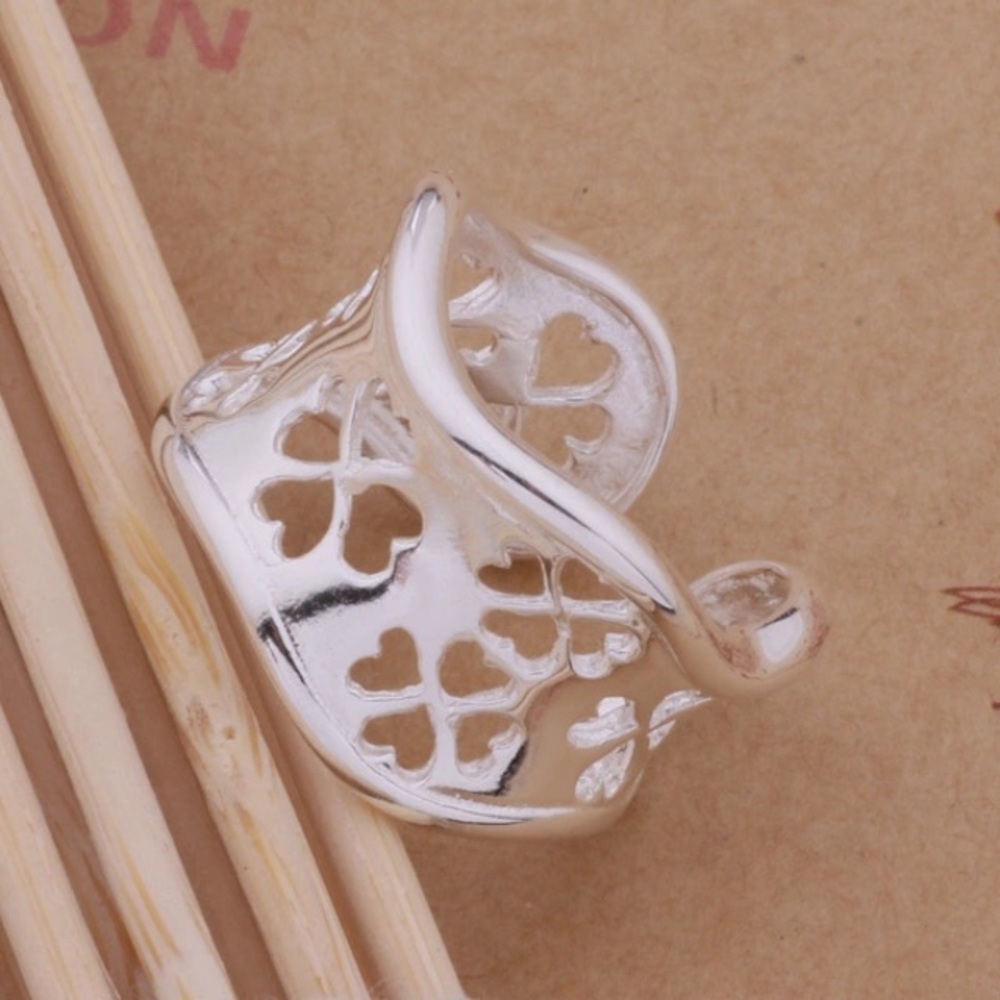 NWT STERLING SILVER RING - Picture 2 of 2