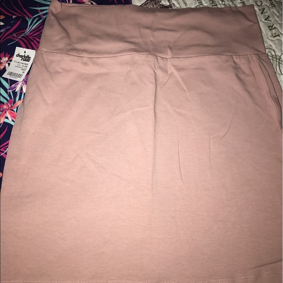 Charlotte Russe skirts 2 for 1 price !! - Picture 3 of 3