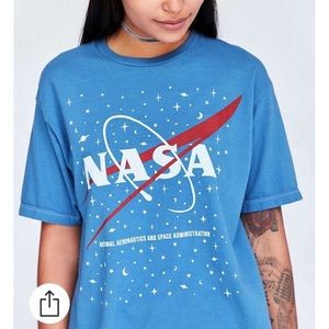 Nasa tee