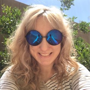 Meet your Posher, Sophia