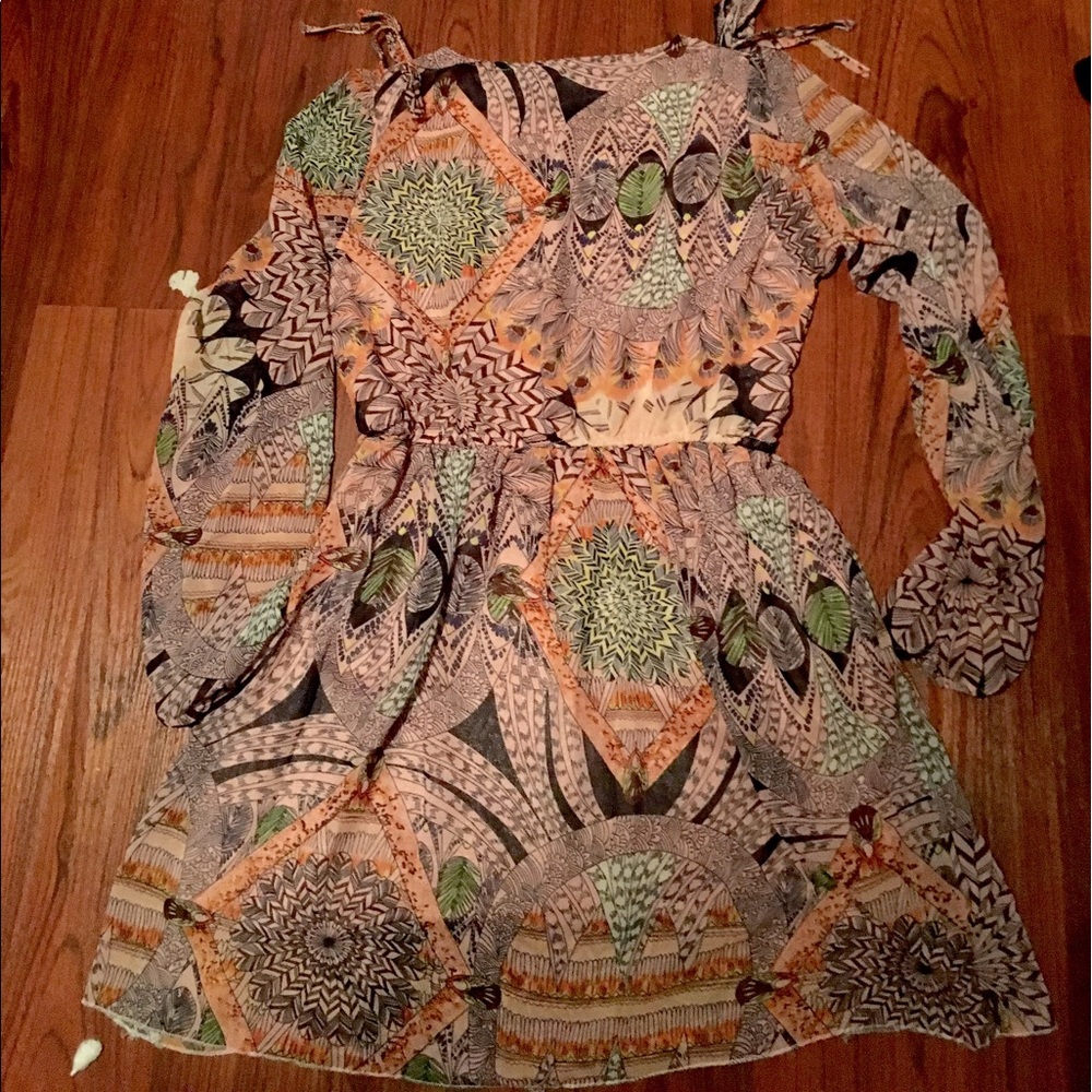 F21 size S NWOT Dress