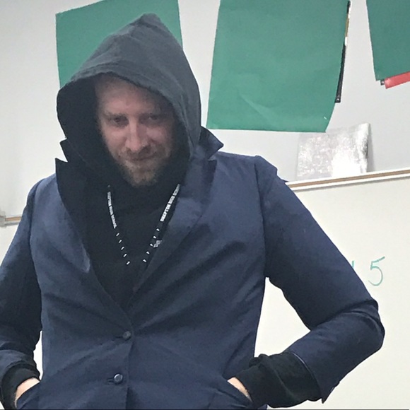 Meet your Posher, Chris - Picture 1 of 1