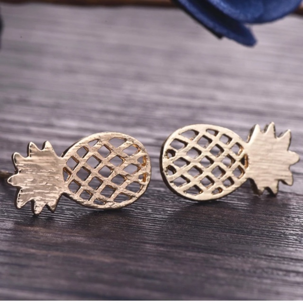 Rose Gold Pineapple 🍍 Earrings