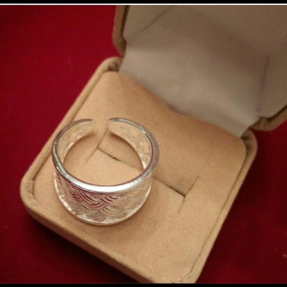 NWT STERLING SILVER COCKTAIL RING - Picture 4 of 4