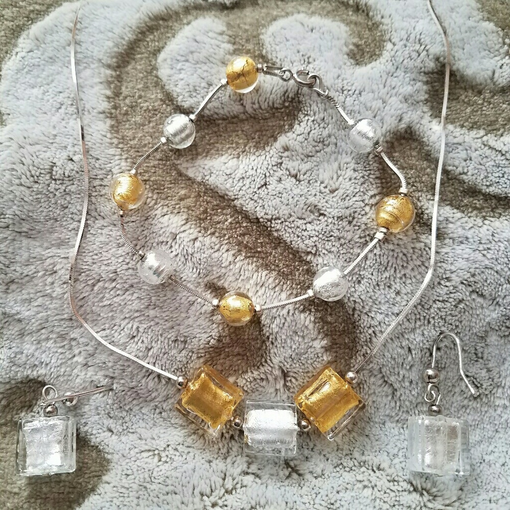 Venetian Glass ~Necklace, Bracelet & Earrings Trio