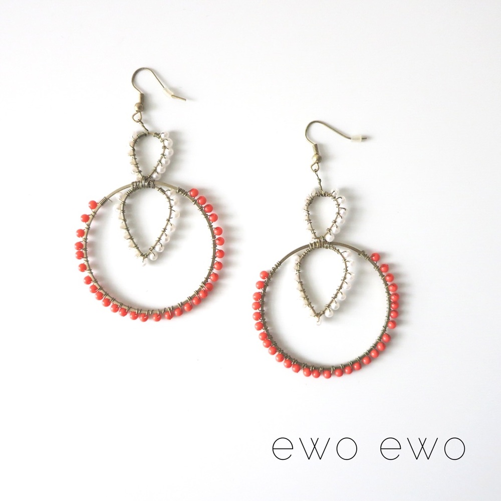 SOLD❗️Beaded Circle Dangling Earrings