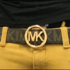 Meet your Posher, Kel