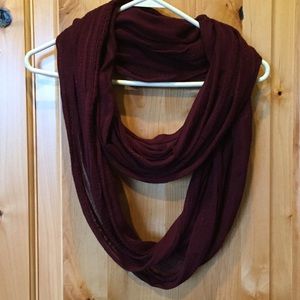 Maroon infinity scarf