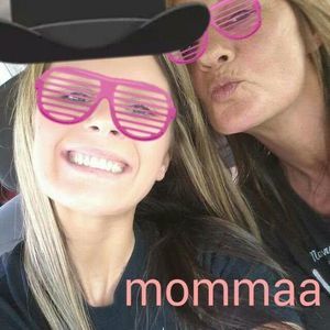 Meet your Posher, Andrea