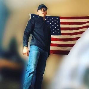 Meet your Posher, Holten