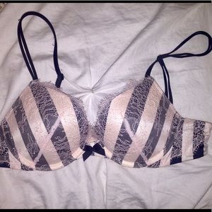 Victoria's Secret Very Sexy Push Up