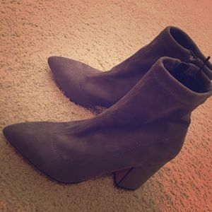 NEW shoe from STEVE MADDEN