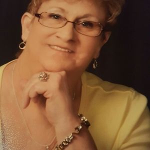 Meet your Posher, Deborah