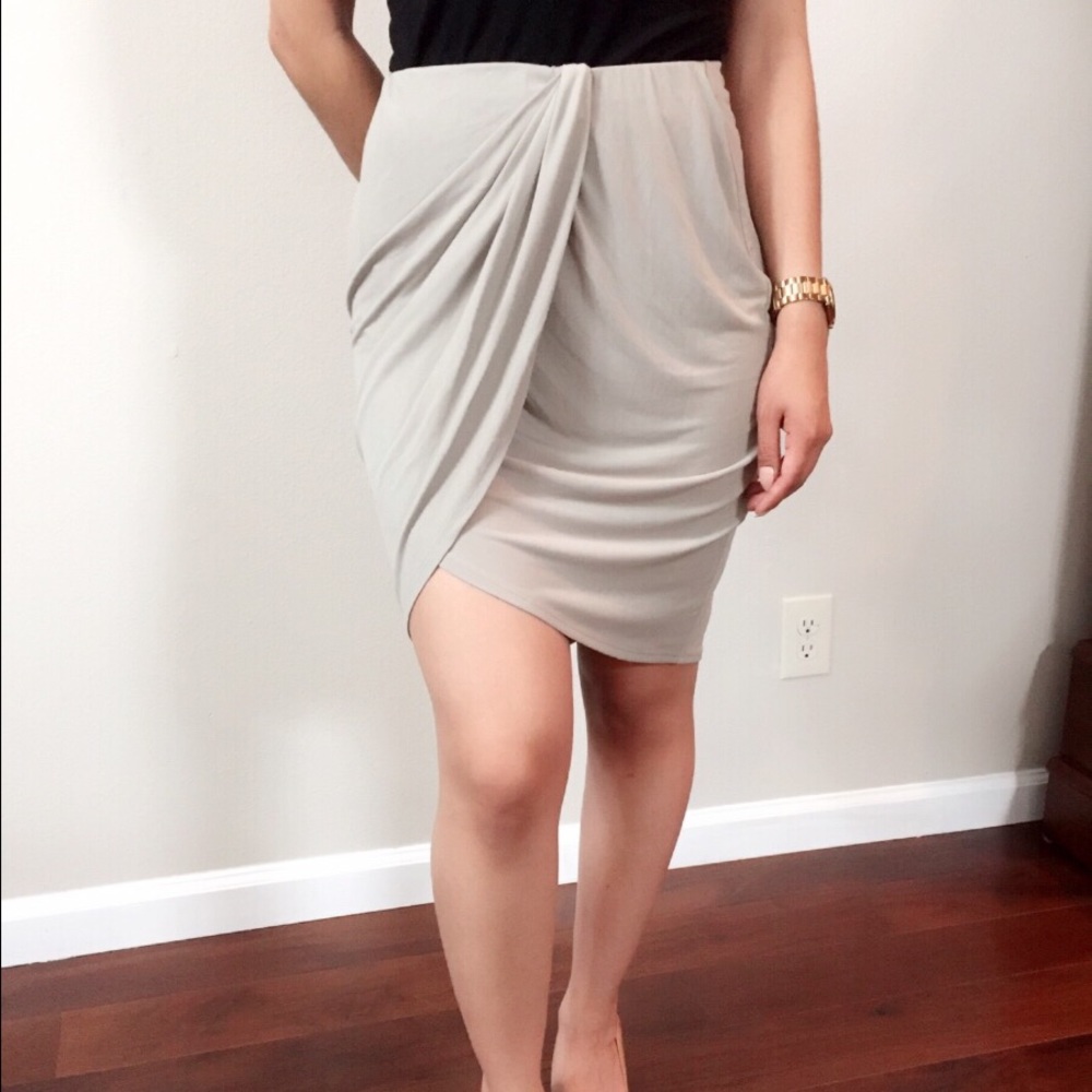 Light cream mini skirt