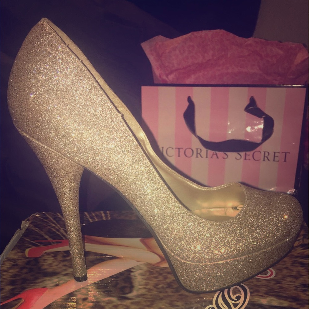 (SOLD) Sparkly Christian Louboutin like heels