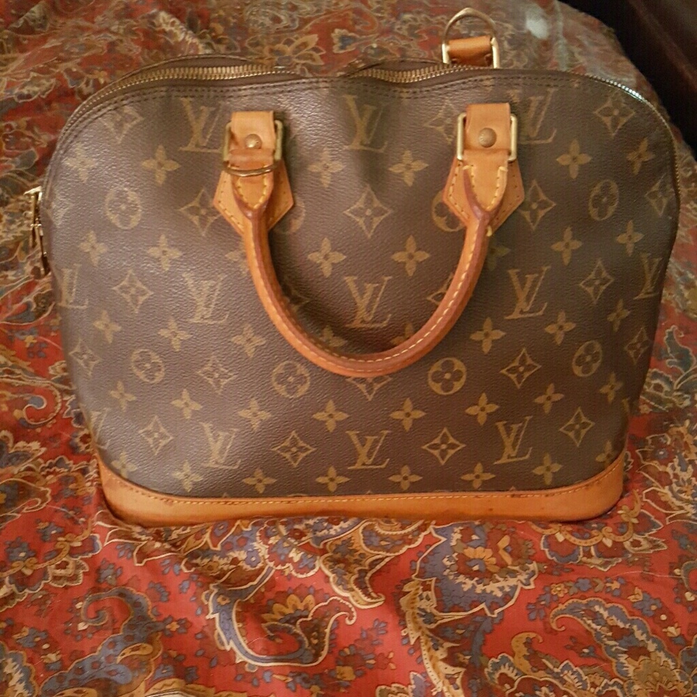 Louis Vuitton Alma Tote Purse