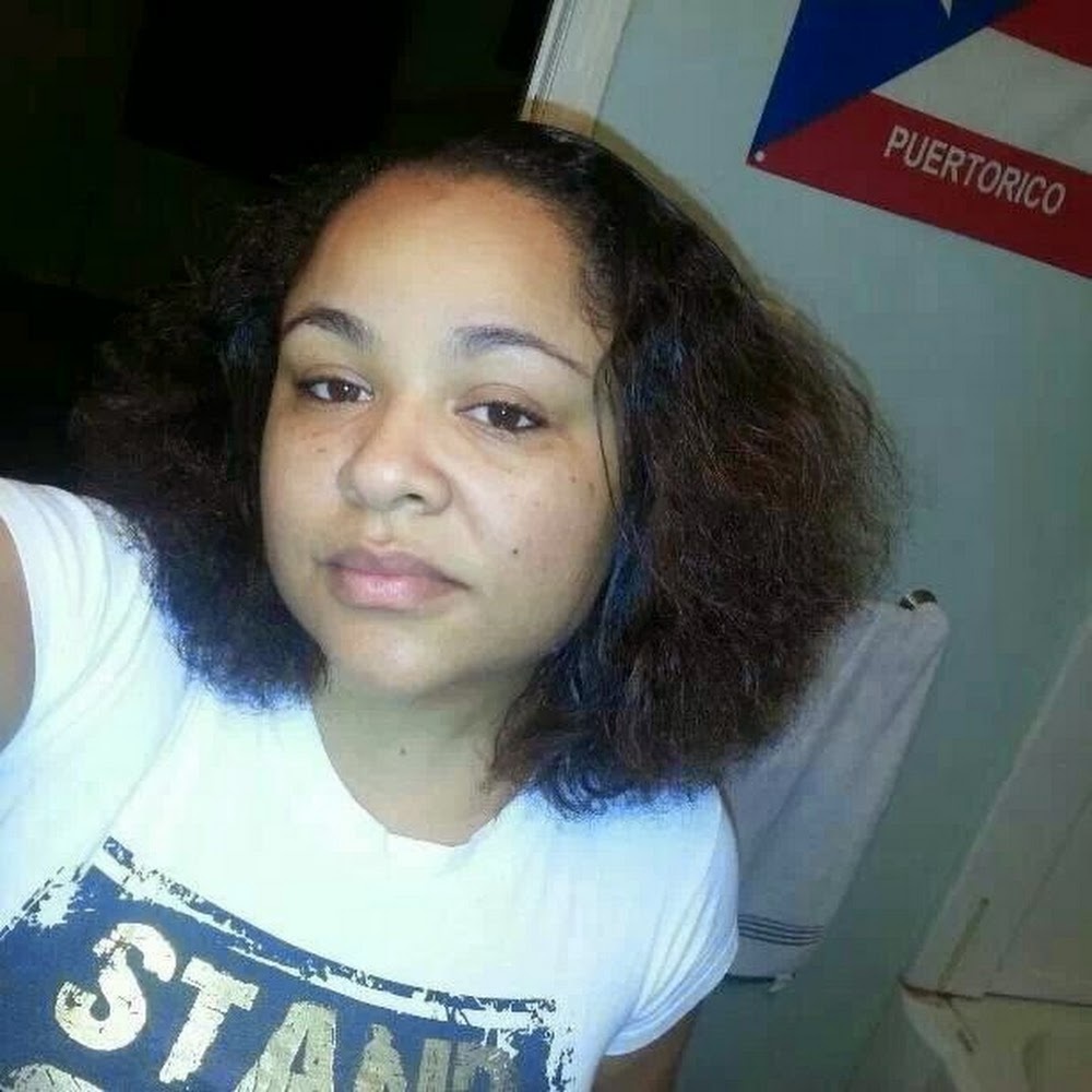 Meet your Posher, Monique