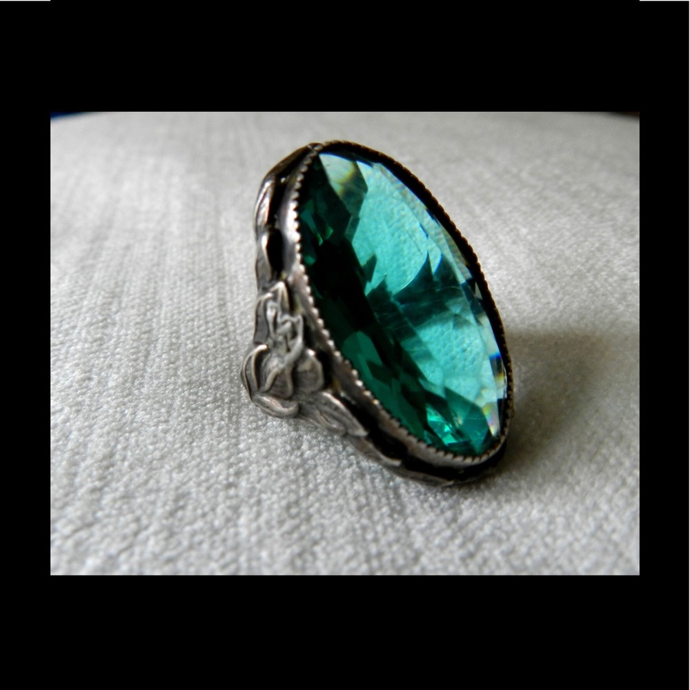 Art Deco Antique Silver Teal Green Stone Ring