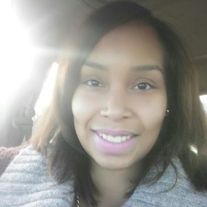 Meet your Posher, Vanessa