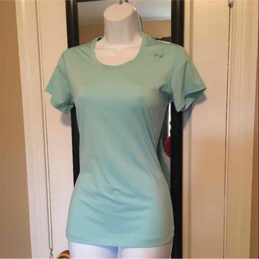 Light blue under armour tee