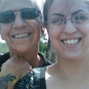 Meet your Posher, Cynthia