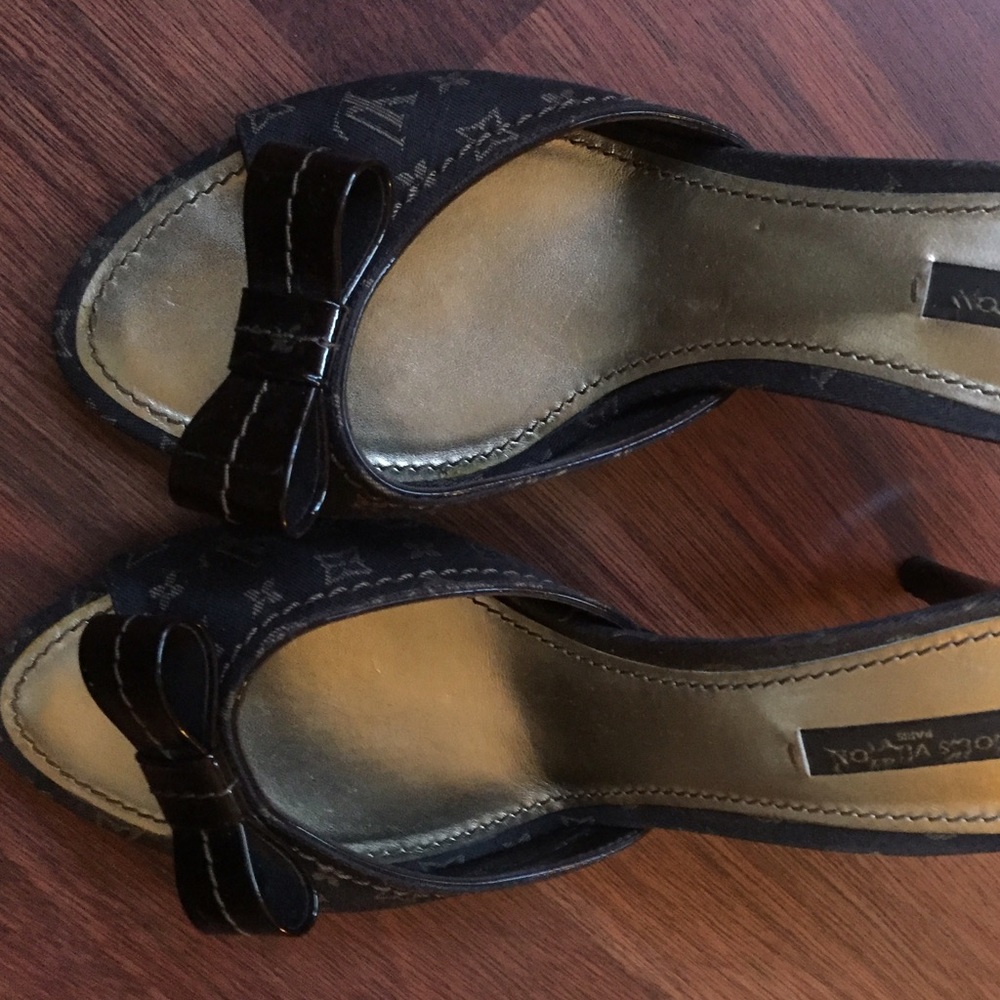 Louis Vuitton Sandals