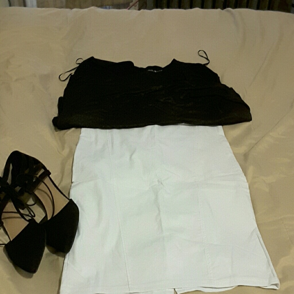 Nwt white pencil  skirt