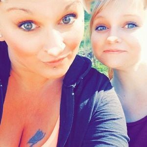 Meet your Posher, Joanie