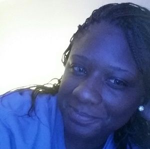 Meet your Posher, Johnnena