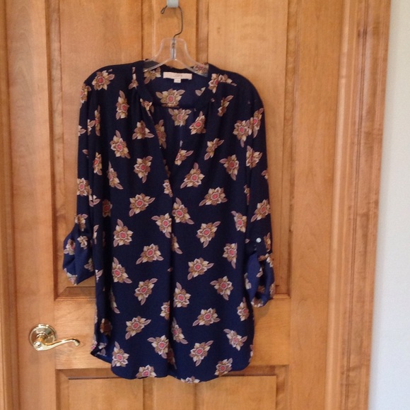 LOFT Tops - Loft never worn flower print tunic