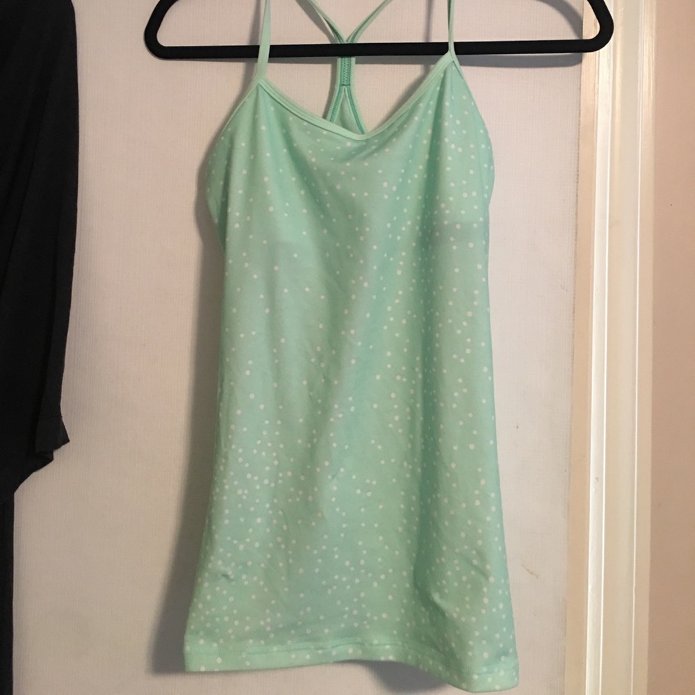 Lululemon top