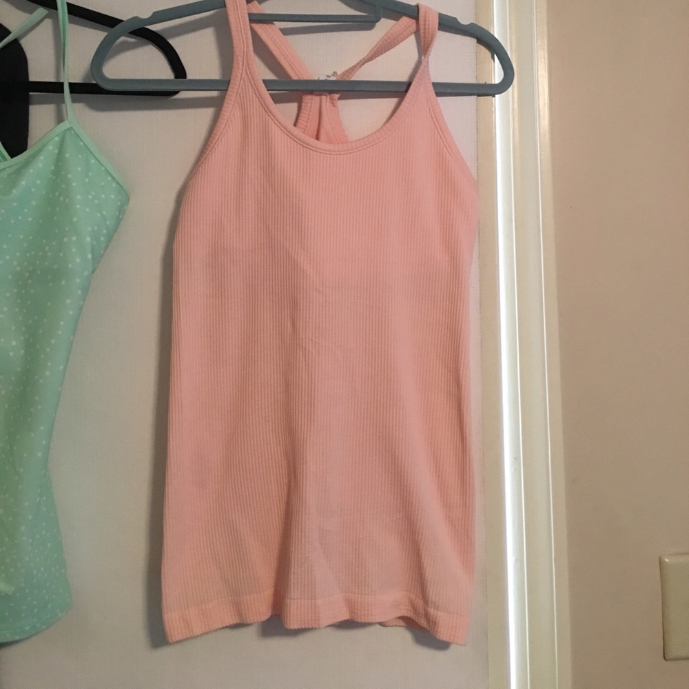 Lulu lemon top