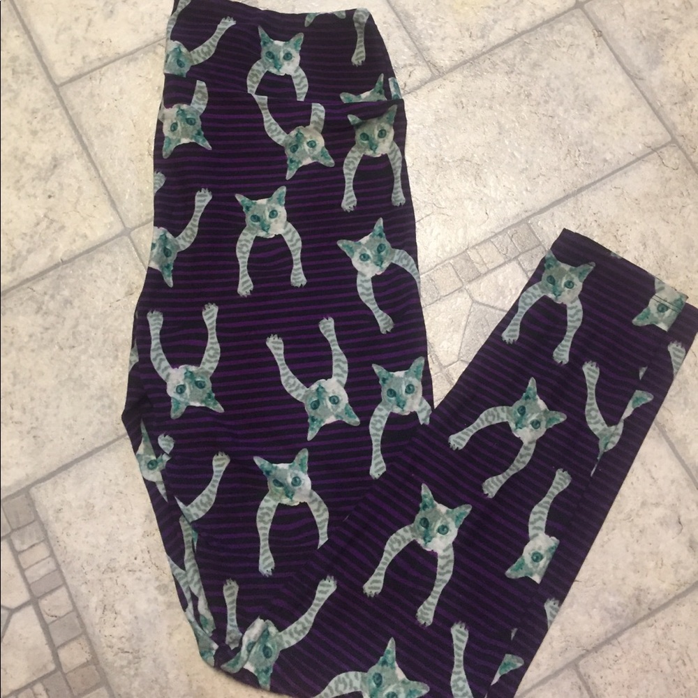 🦄🦄BNWOT TC LULAROE Leggings With CATS