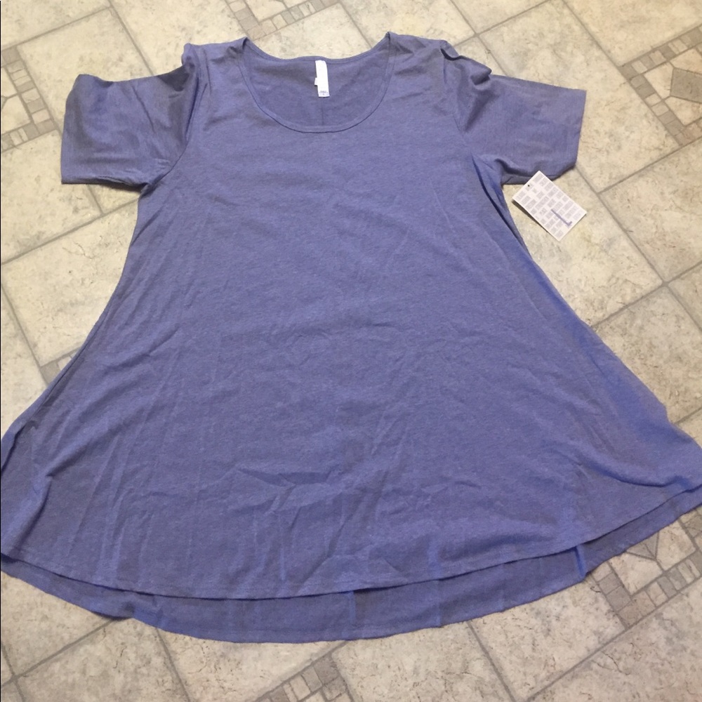 LuLaRoe Large Perfect T in Light Purple NWT
