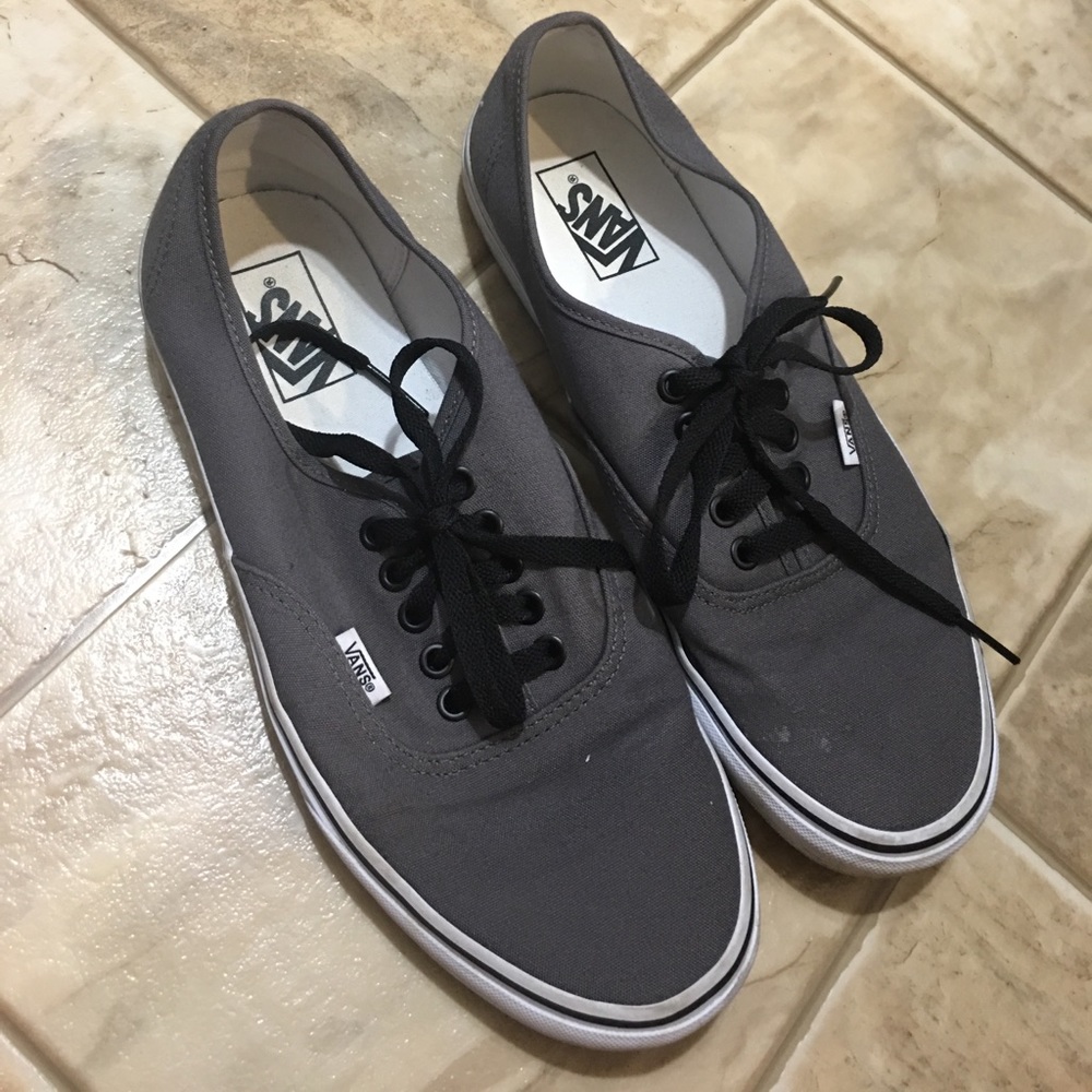 Men's gray vans
