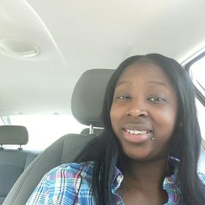 Meet your Posher, Trenette