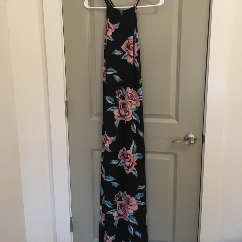 Brand New w tags Mumu Floral Maxi