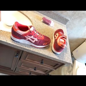 Volcano 🌋 Gel Lyte 3 size 10 DS(never worn)