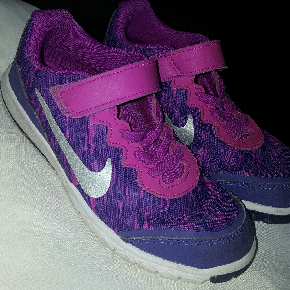 Girls purple Nikes