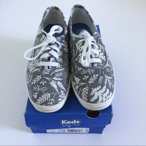 Keds Champion sneaker in Leaves & Birds.