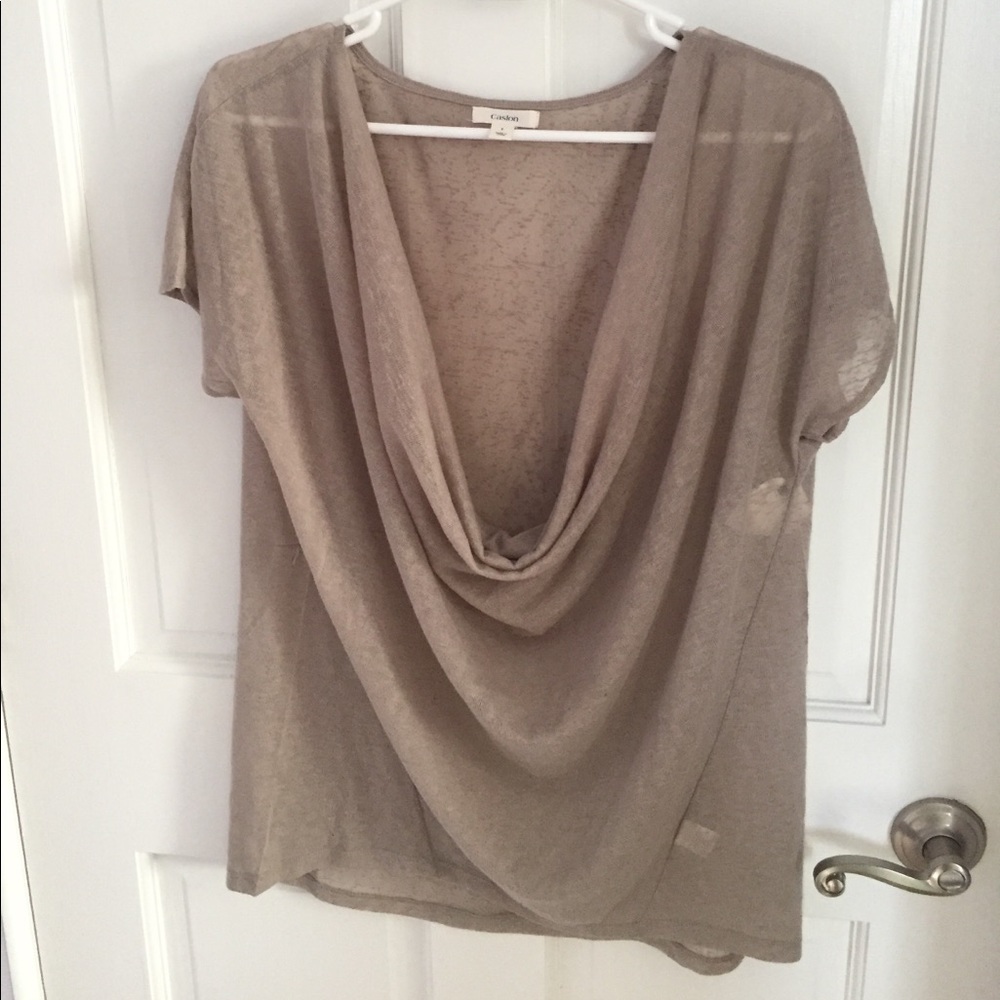 Beige T