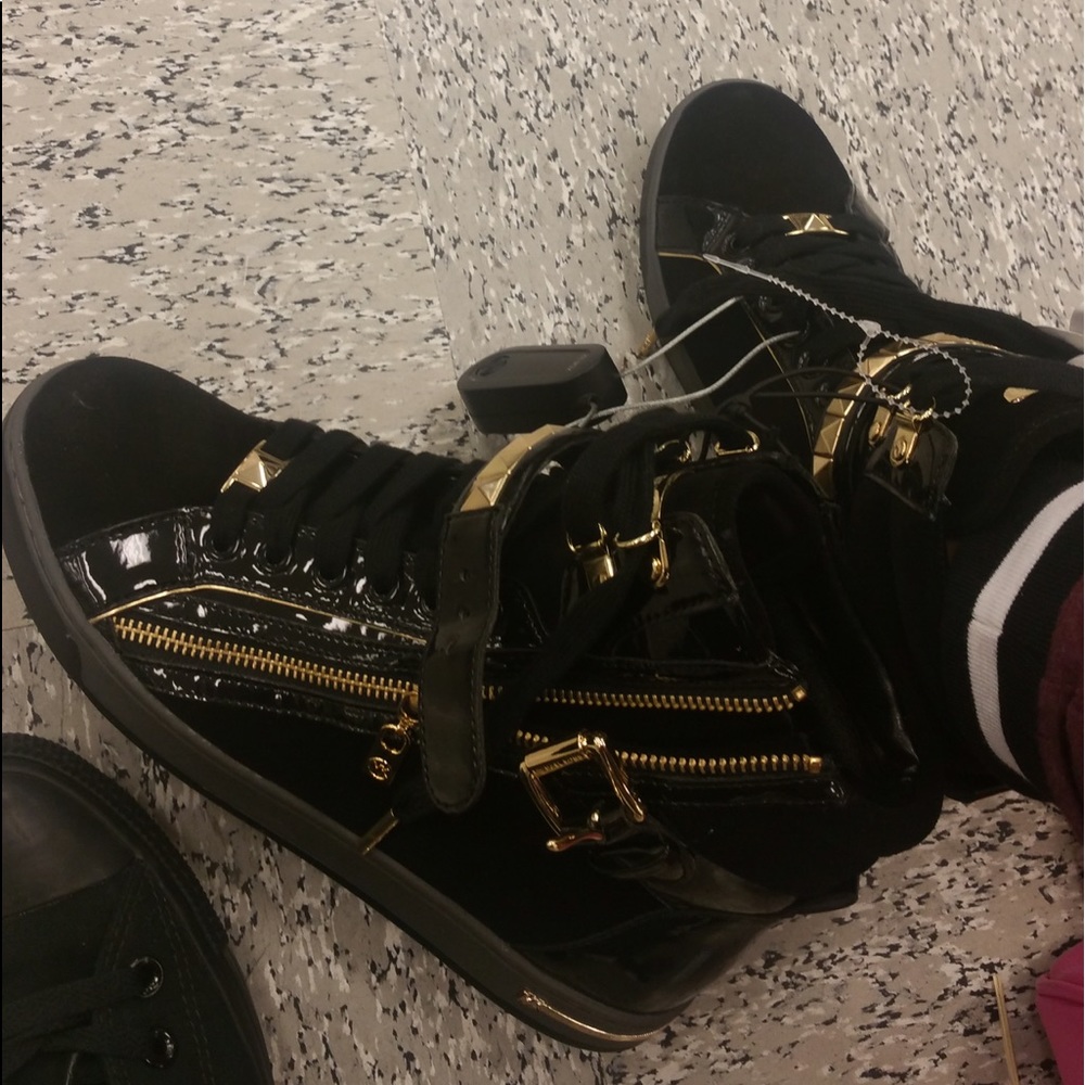 Michael Kors sneakers!!