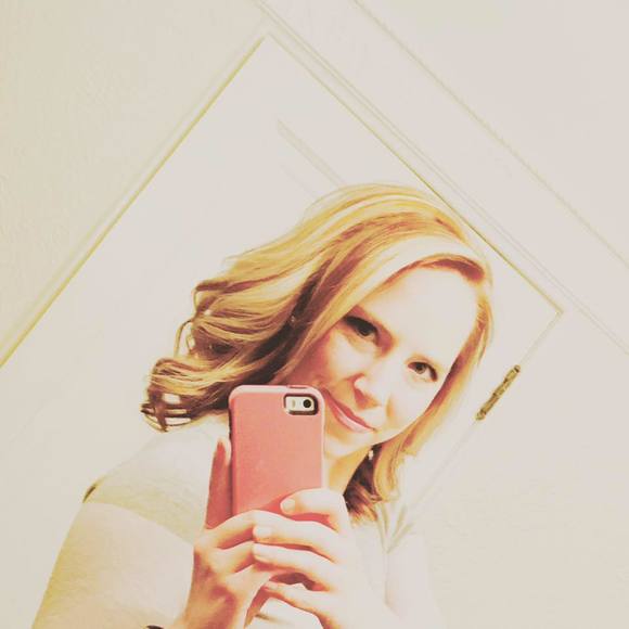 Meet your Posher, Anastasia - Picture 1 of 1