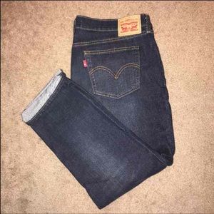 Levi's boyfriend jeans