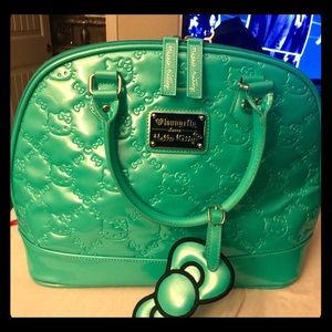 Loungefly Hello Kitty Tote Emerald mint green