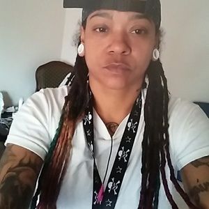 Meet your Posher, Christy