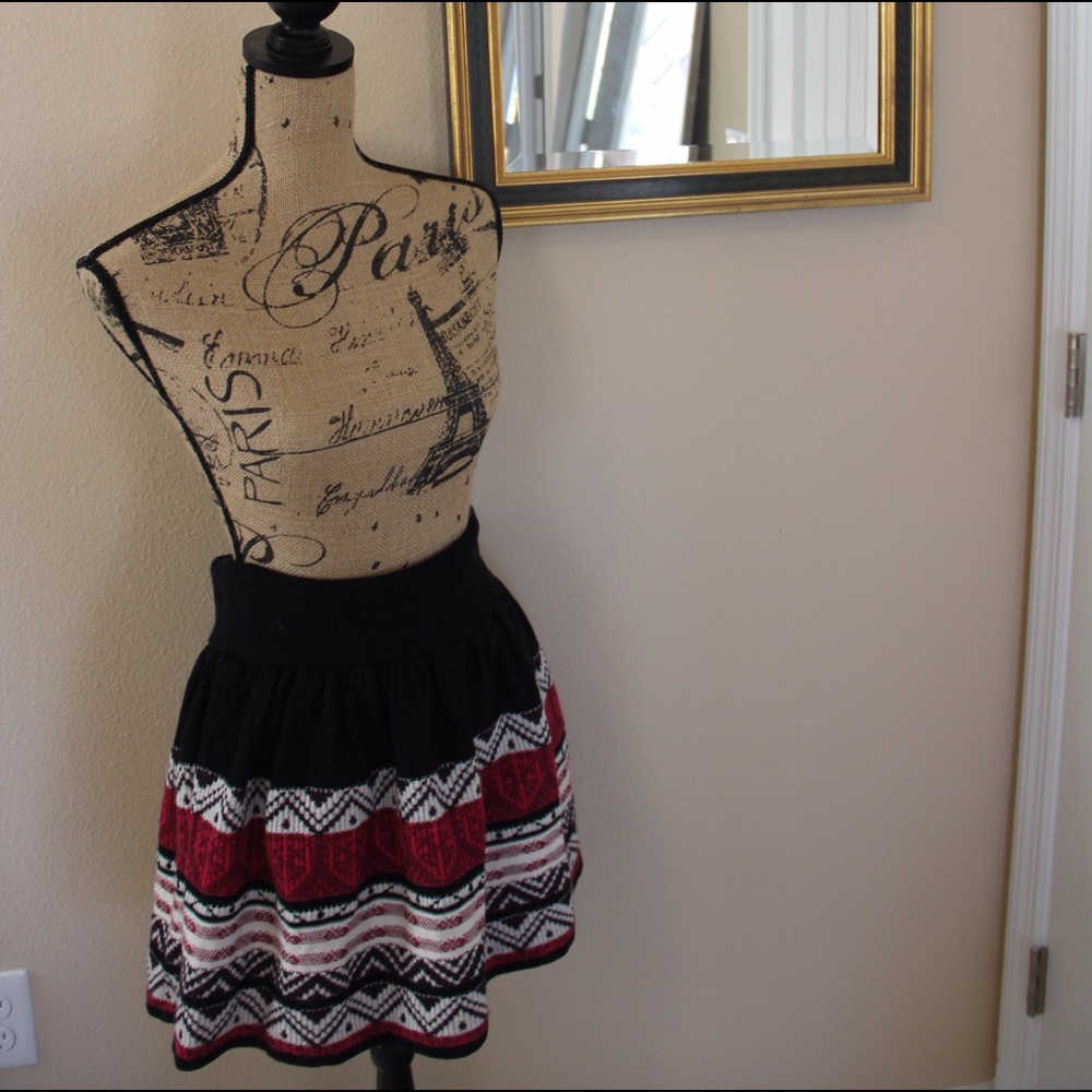 Aztec Black Skirt